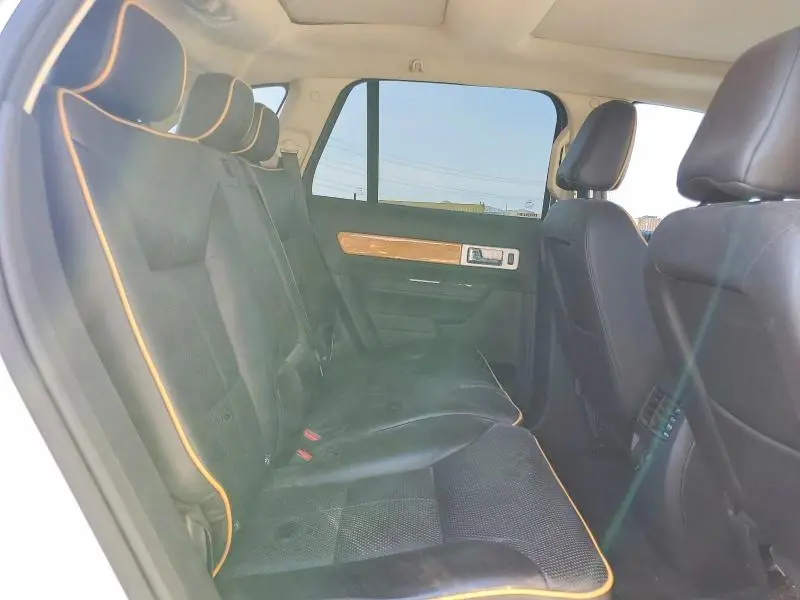 2010 LINCOLN MKX   