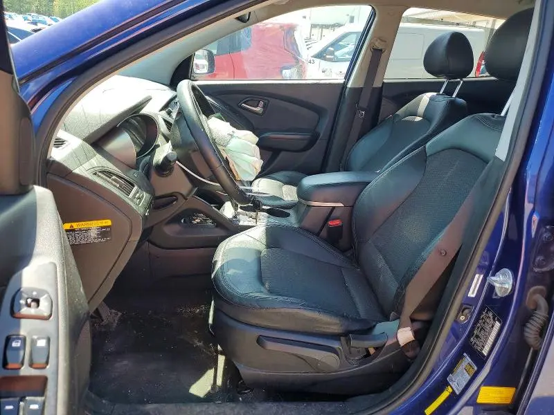2011 HYUNDAI TUCSON GLS  