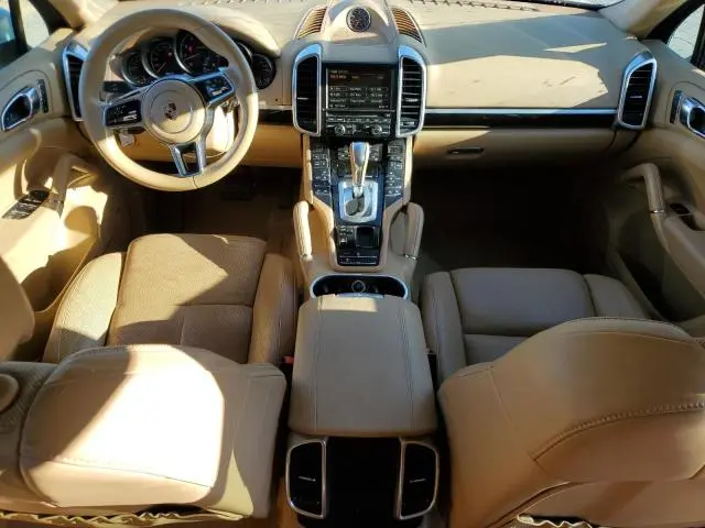 2016 PORSCHE CAYENNE   