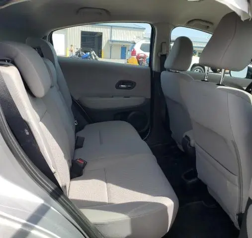 2017 HONDA HR-V LX  