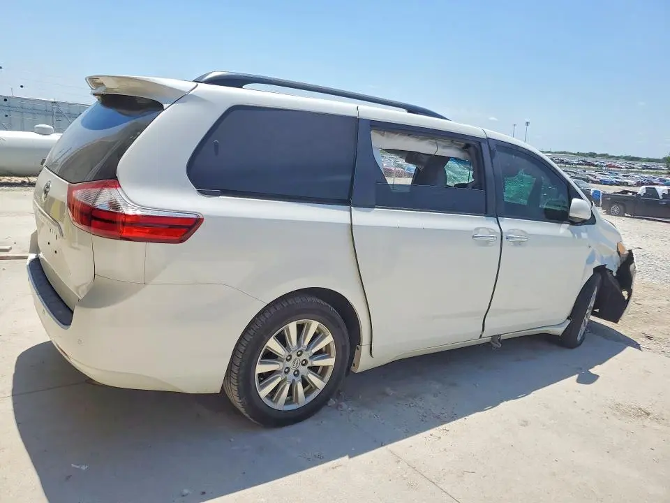 2017 TOYOTA SIENNA XLE 7-PASSENGER  