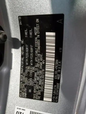 2020 TOYOTA SIENNA XLE  