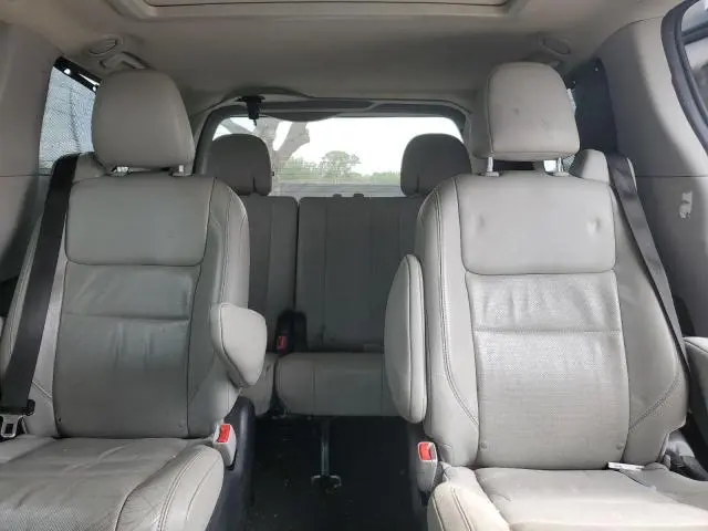 2015 TOYOTA SIENNA XLE  