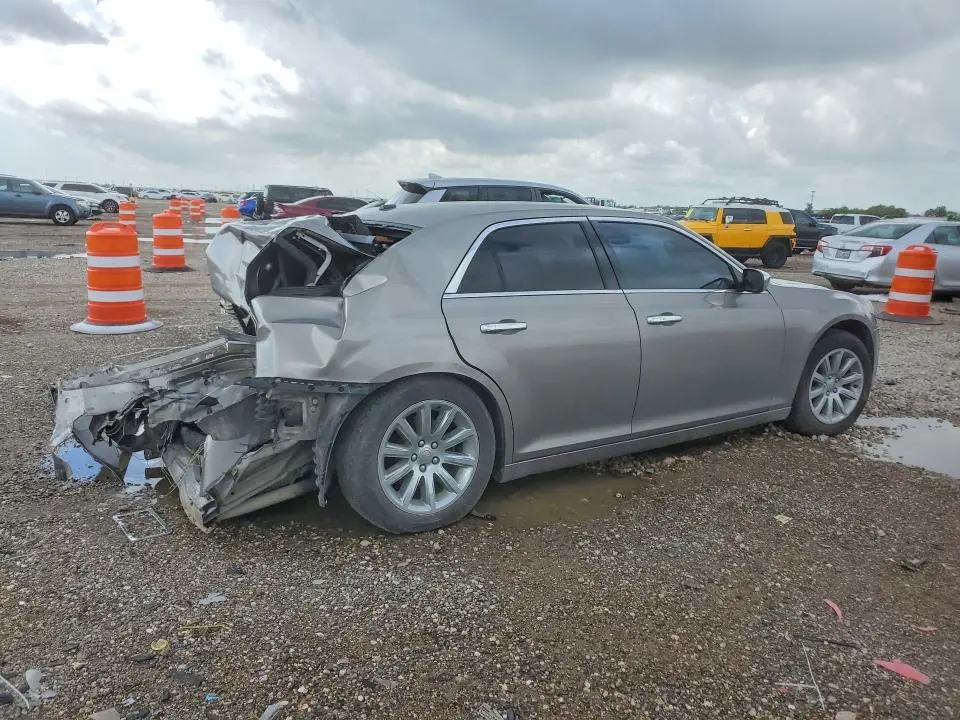 2014 CHRYSLER 300C   