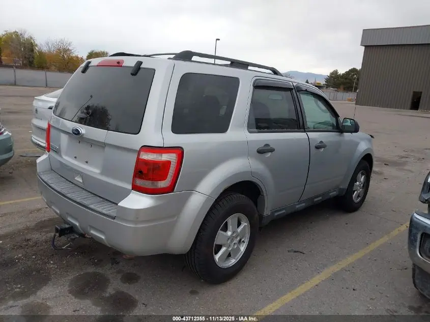 2011 FORD ESCAPE XLT AUTOMATIC