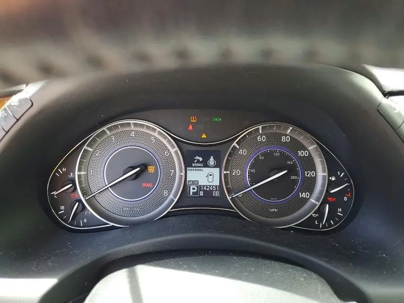 2012 INFINITI QX56 BASE  