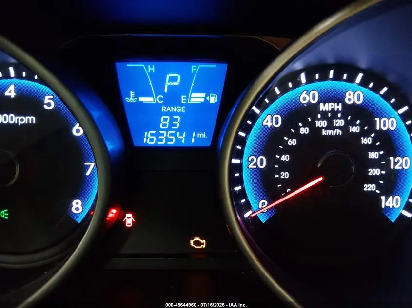 2015 HYUNDAI TUCSON SE