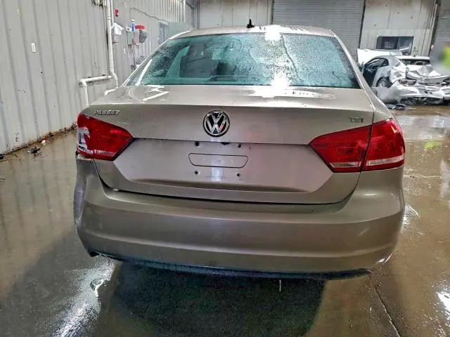 2015 VOLKSWAGEN PASSAT S  