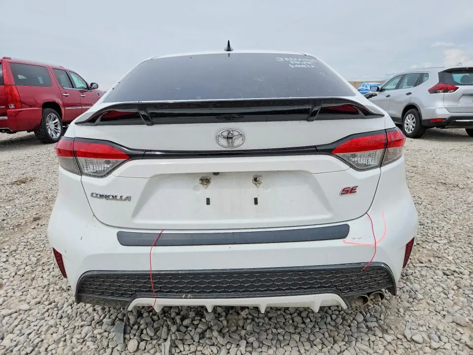 2020 TOYOTA COROLLA SE  
