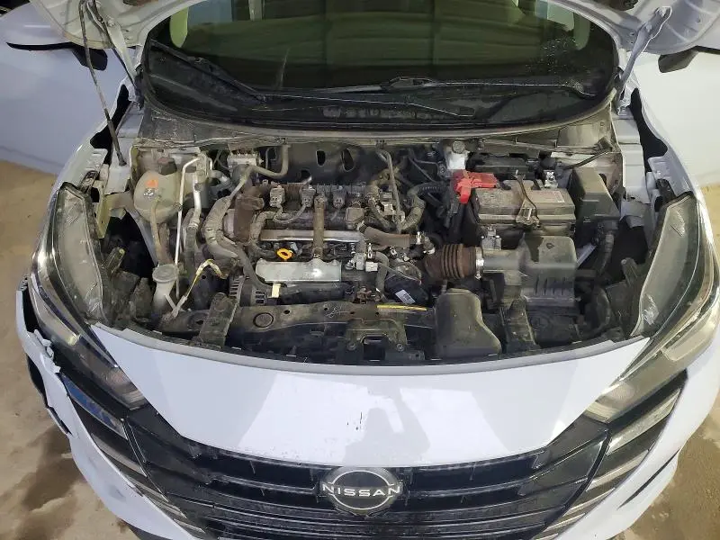 2023 NISSAN VERSA SV  