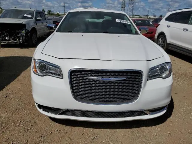 2020 CHRYSLER 300 LIMITED  