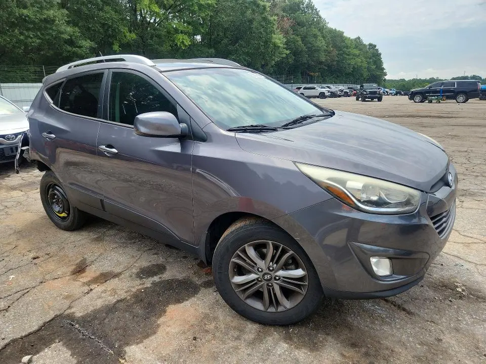 2015 HYUNDAI TUCSON SE  
