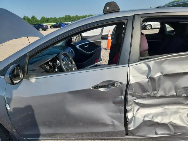 2013 HYUNDAI ELANTRA GT BASE  