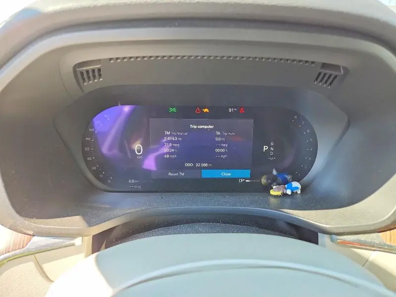 2022 VOLVO XC60 B5 MOMENTUM  