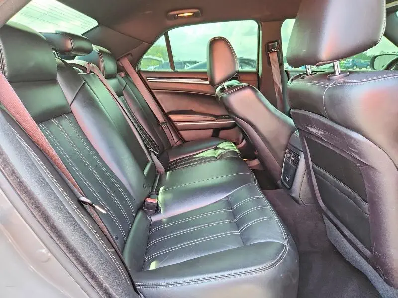 2019 CHRYSLER 300 S  