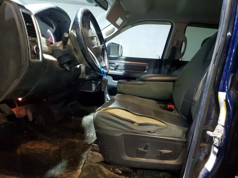 2015 RAM 3500 SLT  