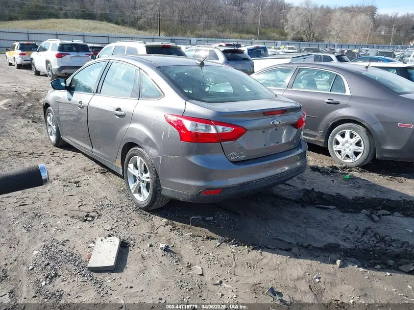 2013 FORD FOCUS SE