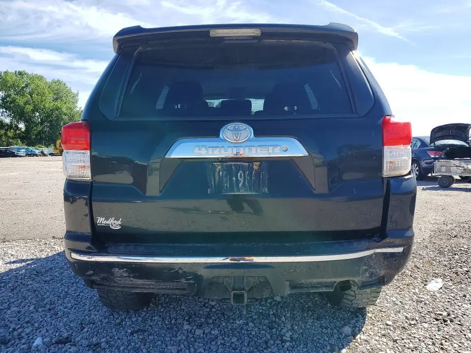 2012 TOYOTA 4RUNNER SR5  