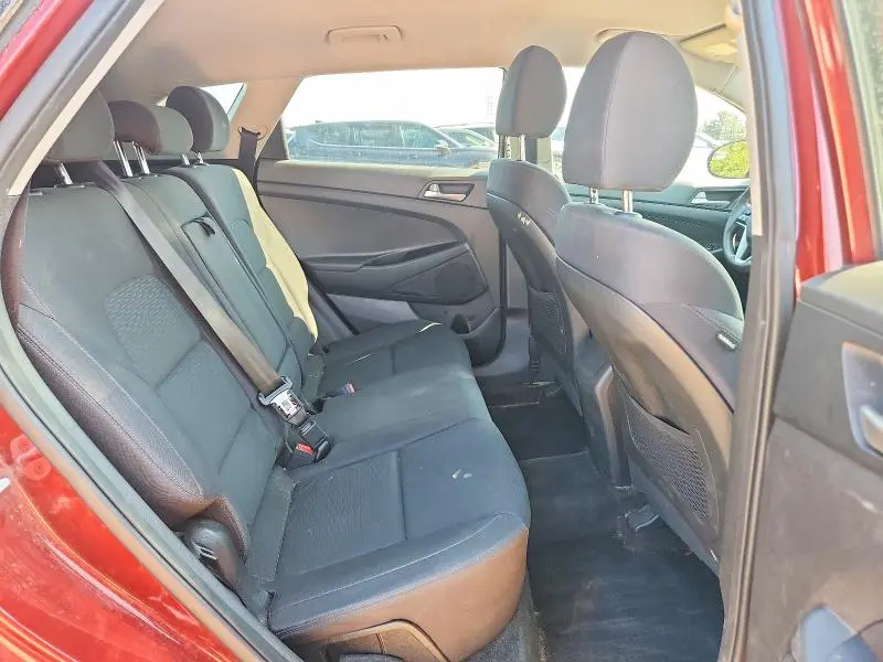 2019 HYUNDAI TUCSON SE  