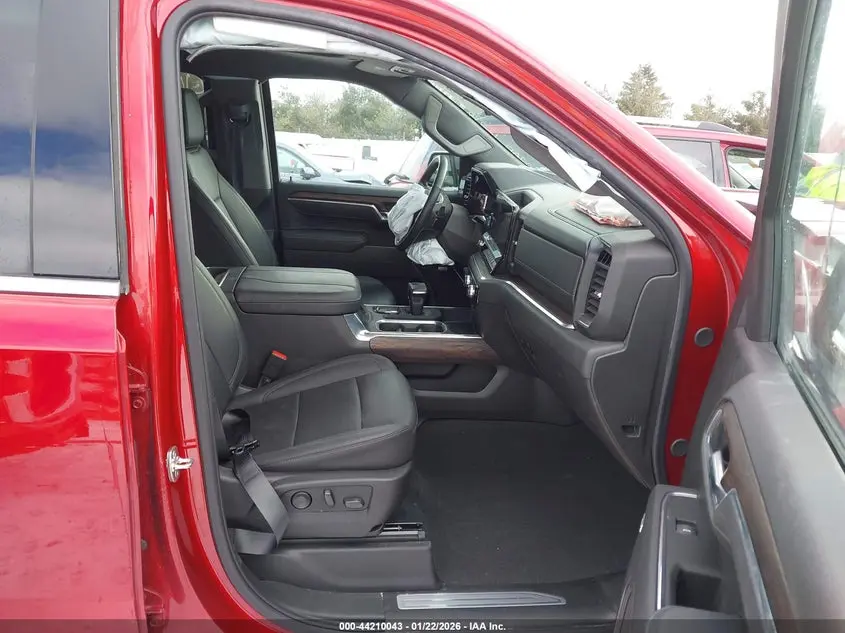 2025 GMC SIERRA 1500 4WD  SHORT BOX SLT