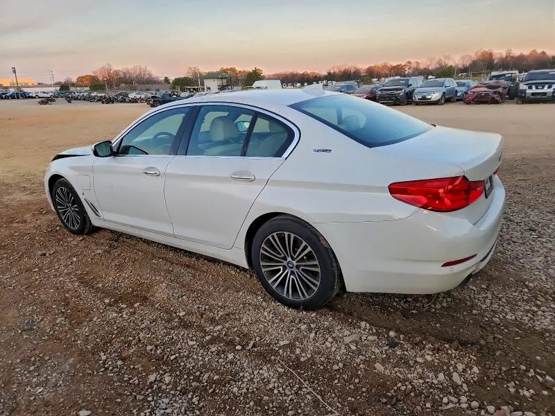 2018 BMW 530E   