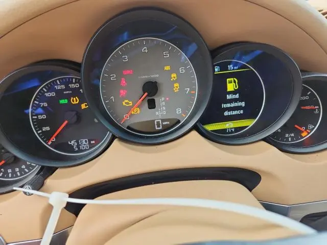 2017 PORSCHE CAYENNE S  