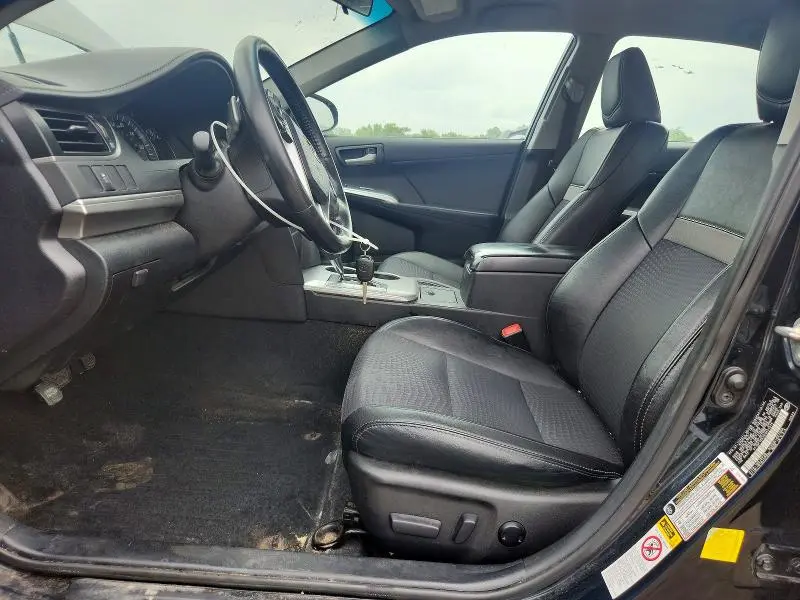 2014 TOYOTA CAMRY SE  