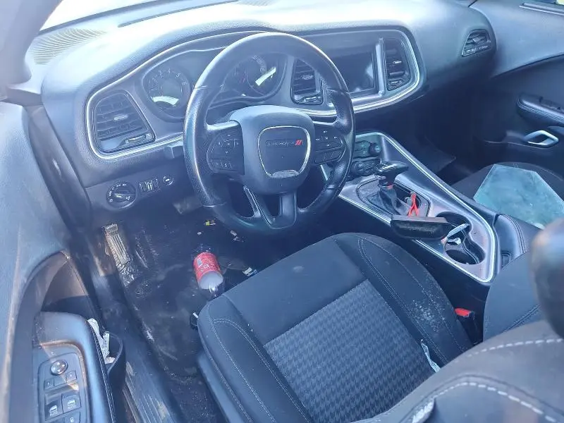 2020 DODGE CHALLENGER SXT  