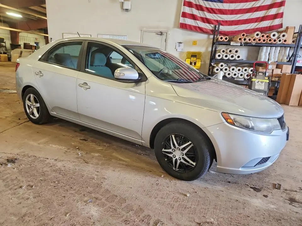 2010 KIA FORTE EX  