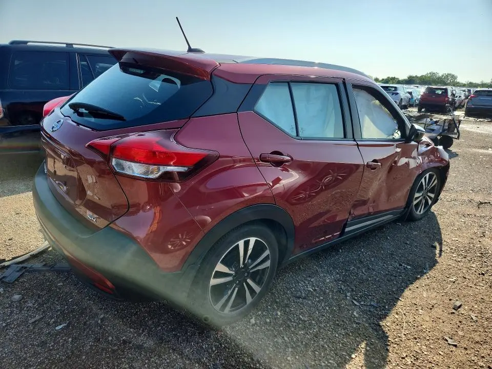 2019 NISSAN KICKS SR  