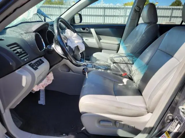 2013 TOYOTA HIGHLANDER BASE  