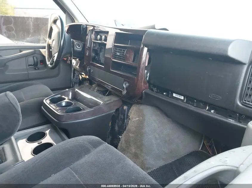 2010 CHEVROLET EXPRESS 1500 UPFITTER