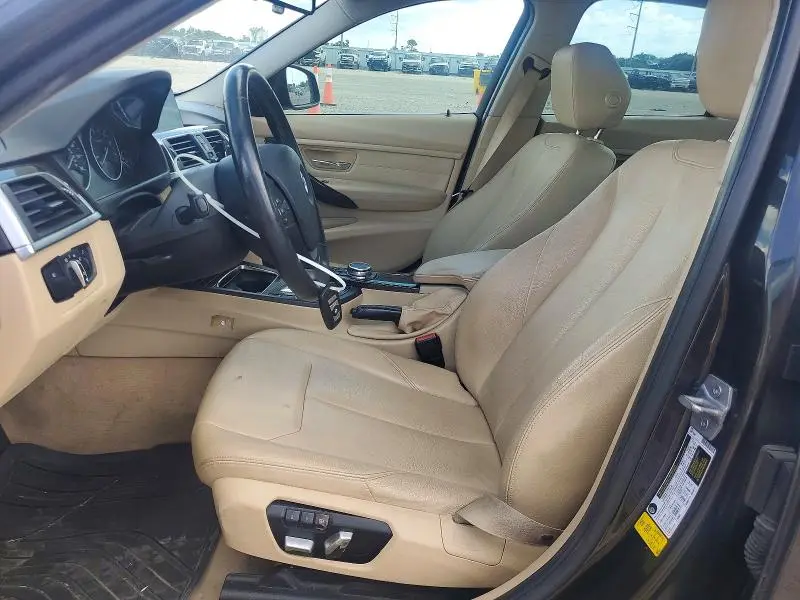 2016 BMW 320 I  