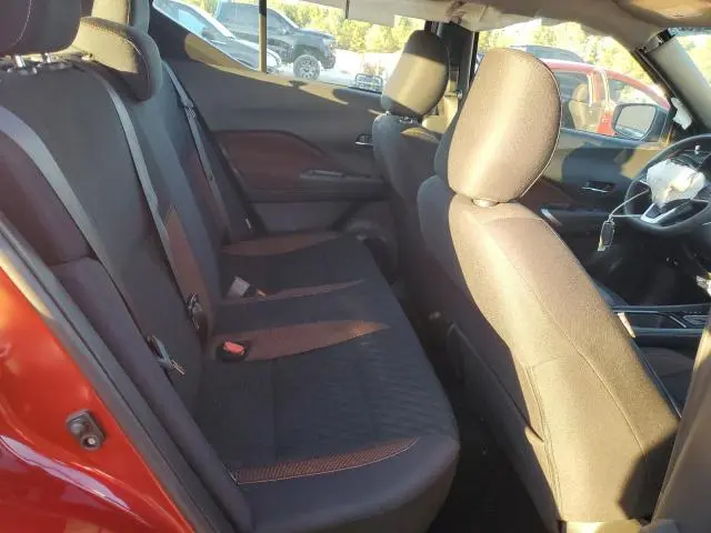 2023 NISSAN KICKS SR  