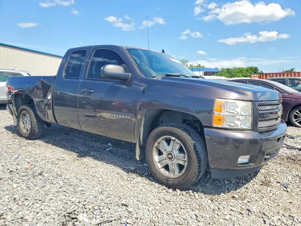 2010 CHEVROLET SILVERADO K1500 LT  