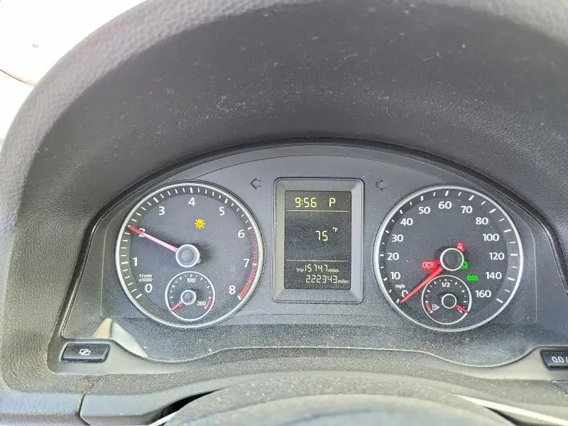 2010 VOLKSWAGEN JETTA LIMITED  