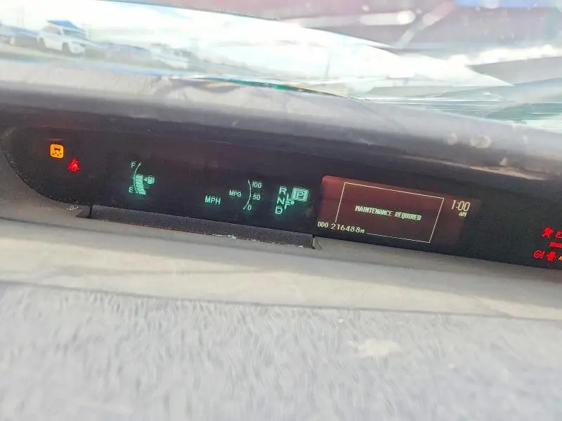 2013 TOYOTA PRIUS PERSONA SERIES SE  