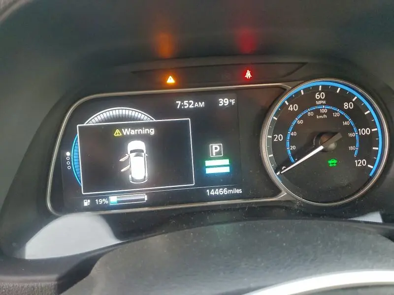 2024 NISSAN LEAF SV PLUS  