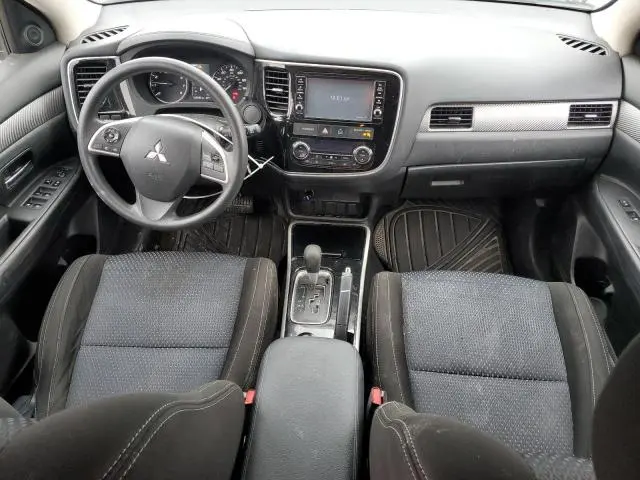 2018 MITSUBISHI OUTLANDER SE  