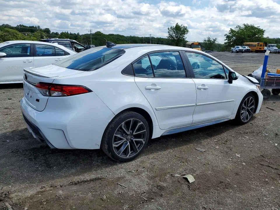2022 TOYOTA COROLLA SE  