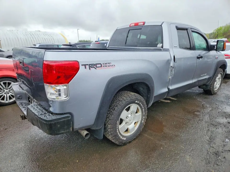 2010 TOYOTA TUNDRA DOUBLE CAB SR5  