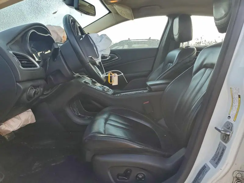 2017 CHRYSLER 200 LIMITED  