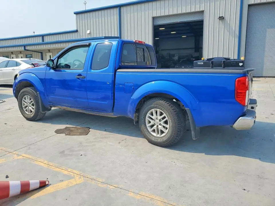 2015 NISSAN FRONTIER SV V6  