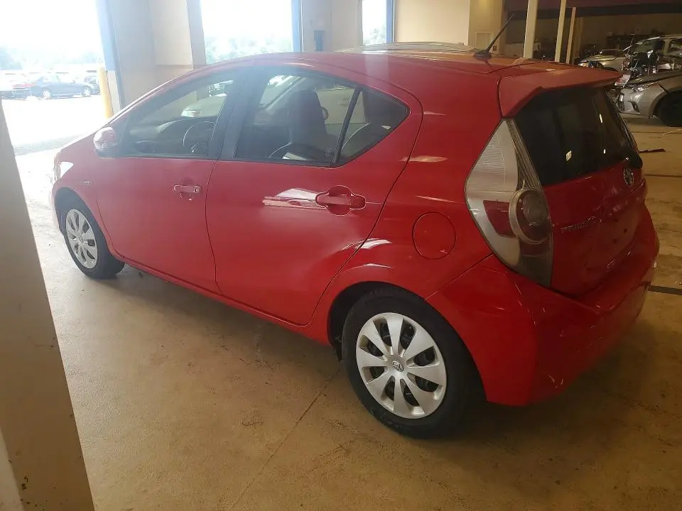 2014 TOYOTA PRIUS C ONE  