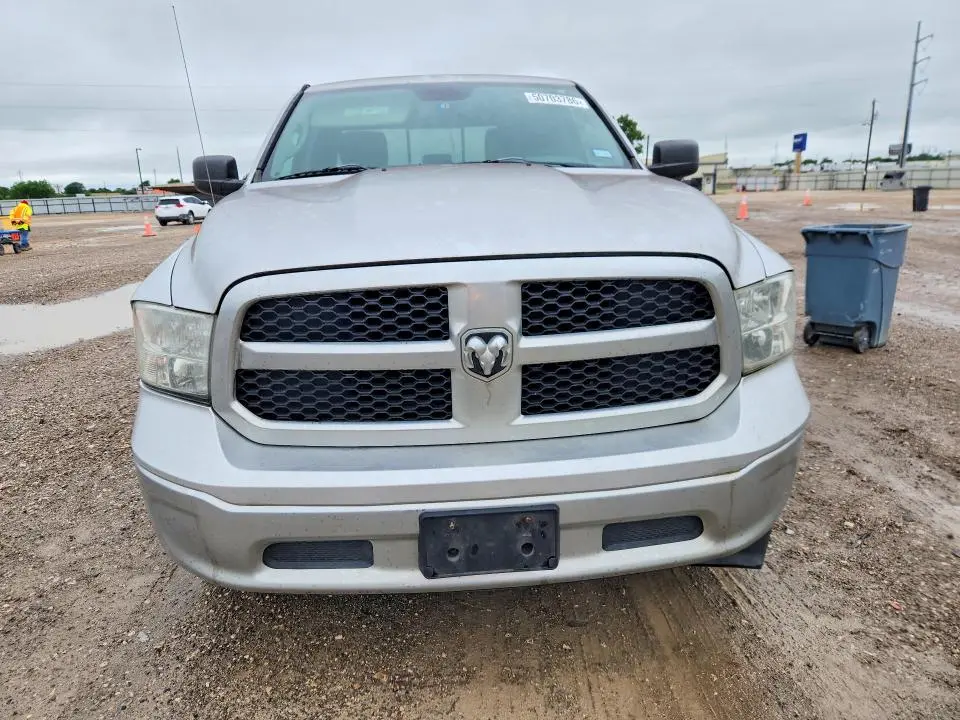 2013 RAM 1500 SLT  