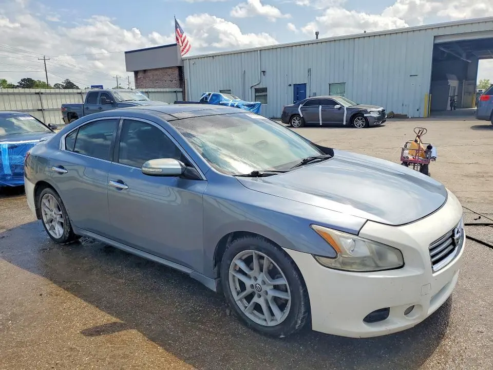 2010 NISSAN MAXIMA 3.5 S  