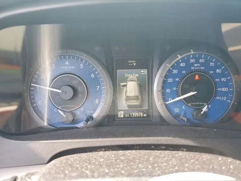 2017 TOYOTA SIENNA XLE PREMIUM 7-PASSENGER  