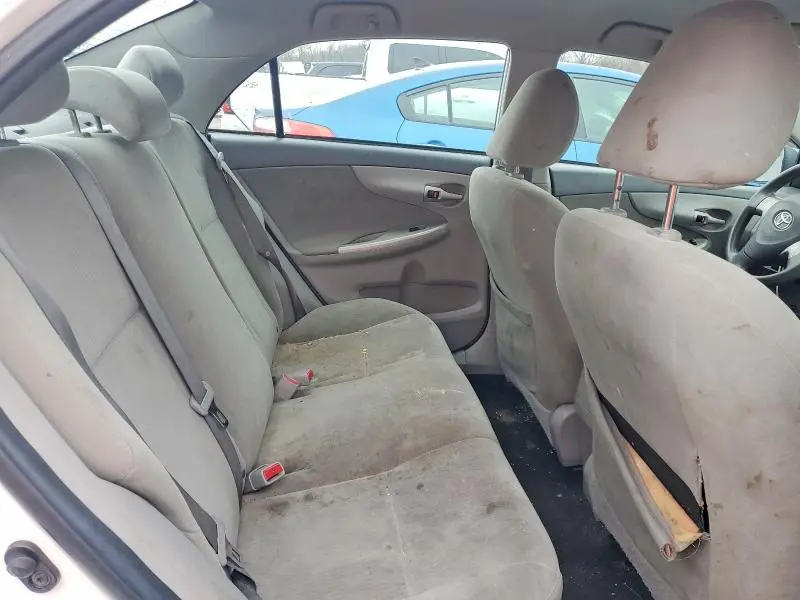 2010 TOYOTA COROLLA LE  