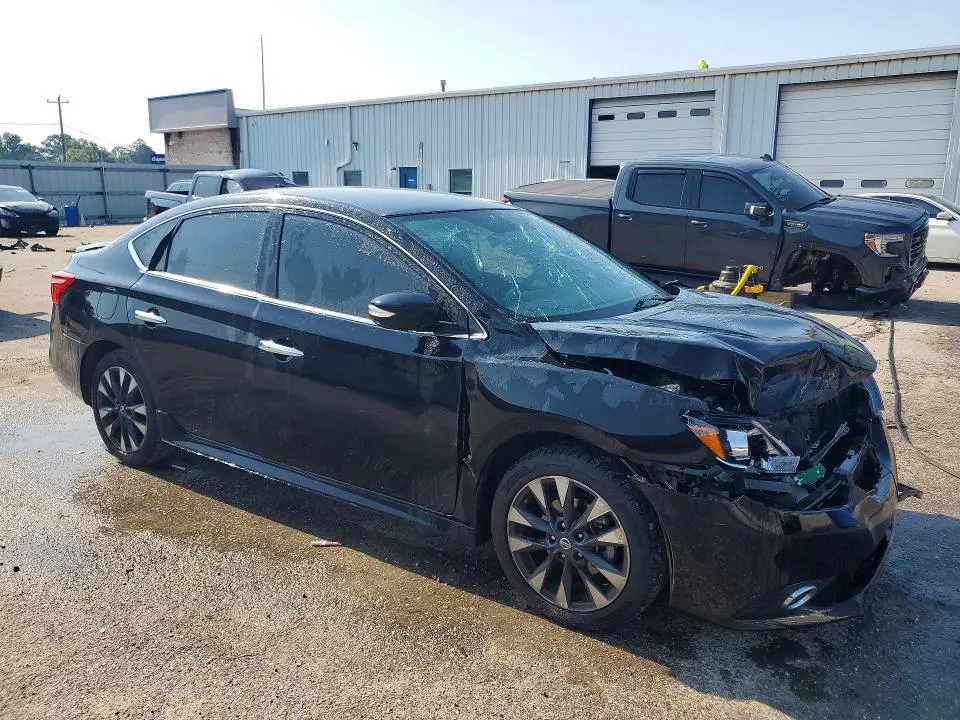 2019 NISSAN SENTRA SR  