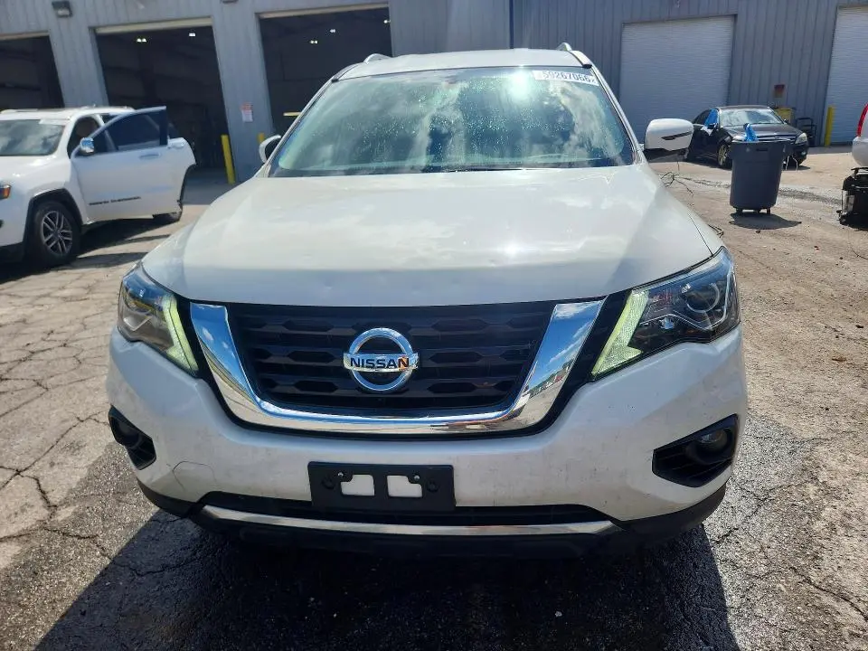 2019 NISSAN PATHFINDER SL  